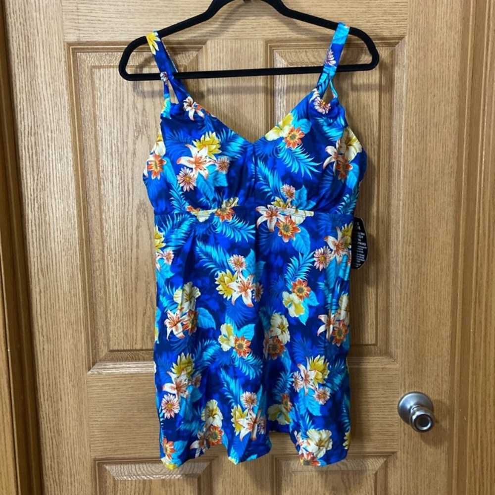 Swimsuits For All Blue Floral Swim Coverup